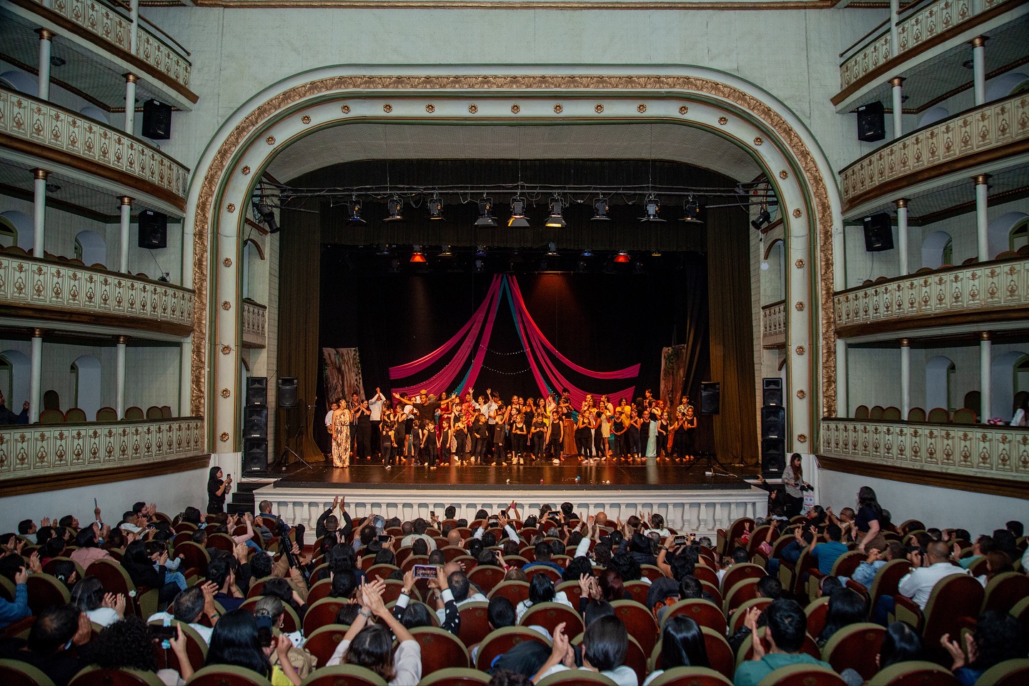 Presentación teatral en Teatropolis